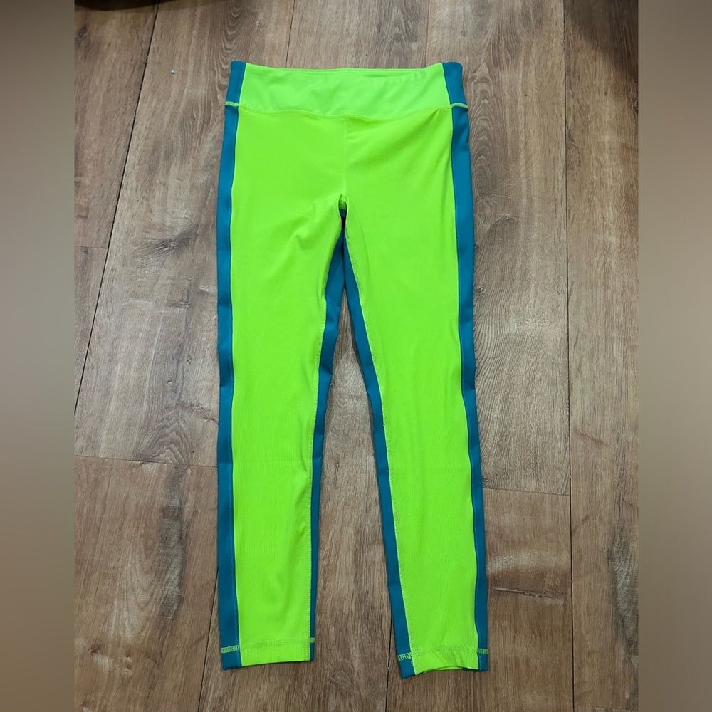 Fila  green highlighter leggings size M